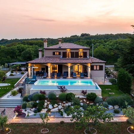 Villa Terra Лабин Экстерьер фото